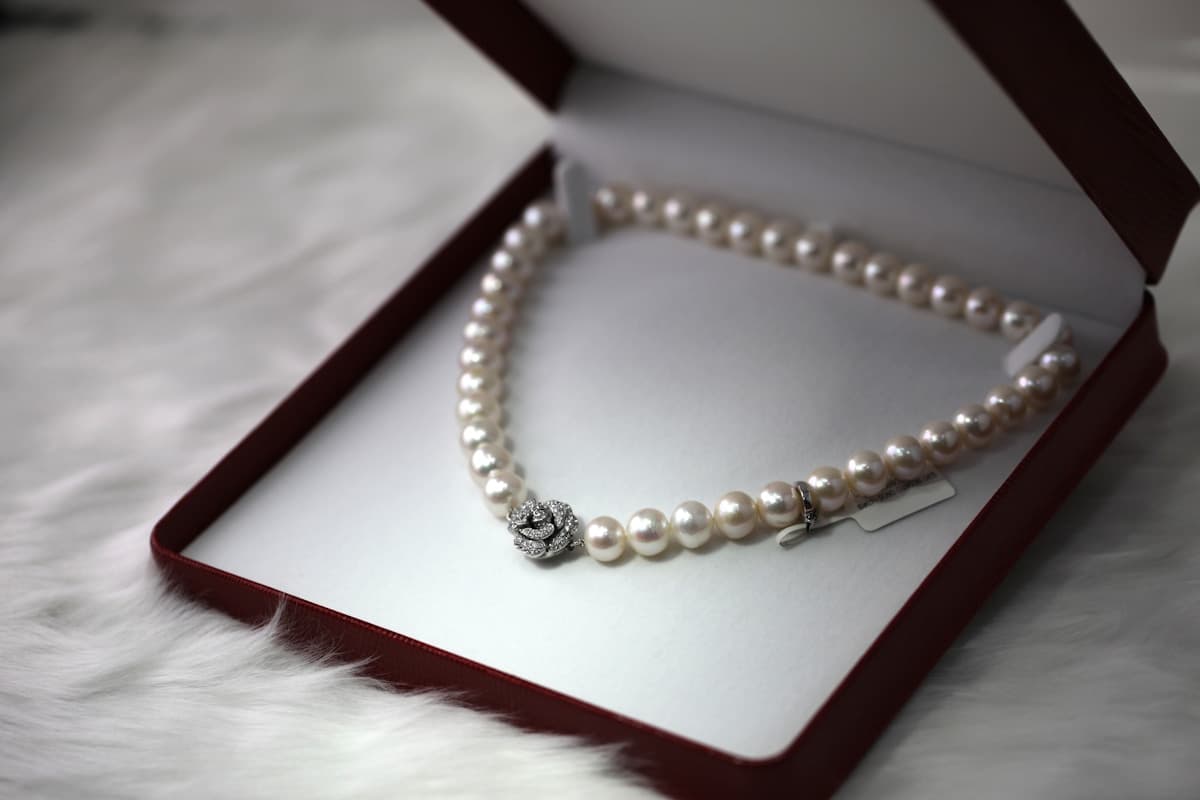 Conjunto Pérolas Clássico — Folheado a ouro 18k